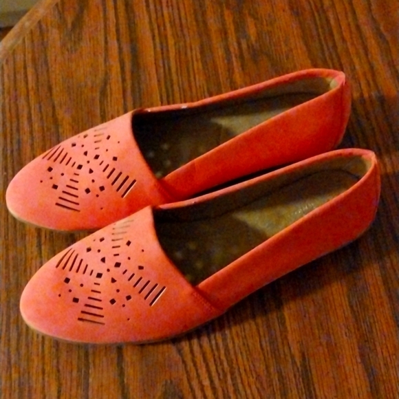 A2 Aerosoles Trend Right slip on flats size 8.5M - Picture 1 of 9